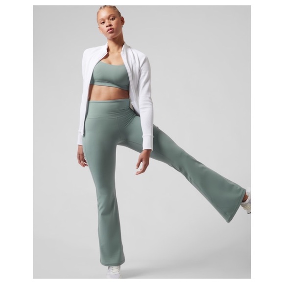 Athleta Pants - Athleta Elation Flare Pant // minimalist grey